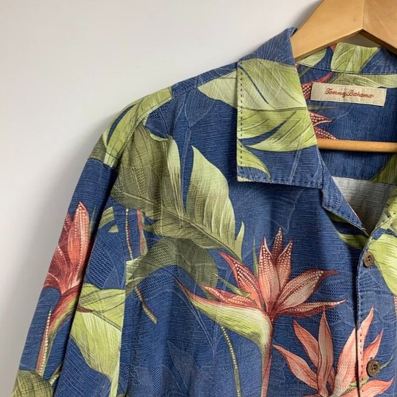 Tommy Bahama Men's Hawaiian Tropical Floral 100% Silk Short Sleeve Camp Shirt - Picture 3 of 11